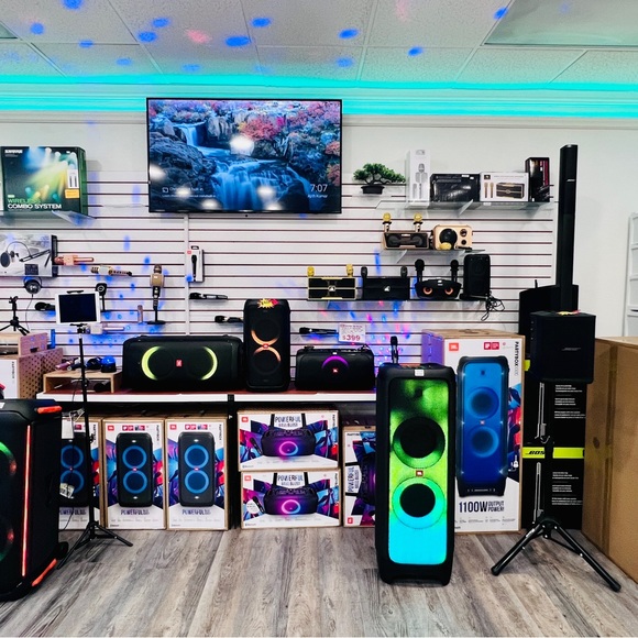 JBL Encore - JBL Potable bluetooth Speakers -1 Year Warranty - ship fast - Picture 6 of 12